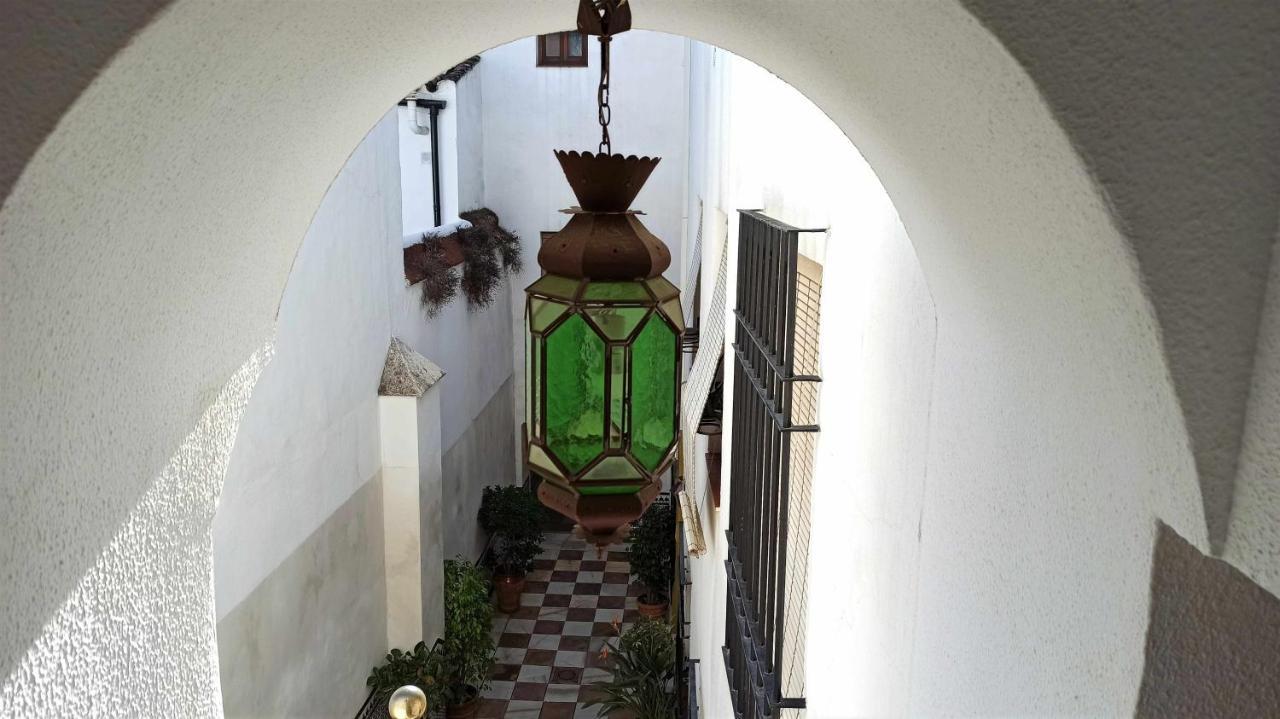 La Pequena Taifa I