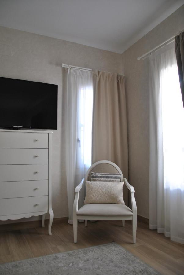 La De Pilar Apartahotel 3*