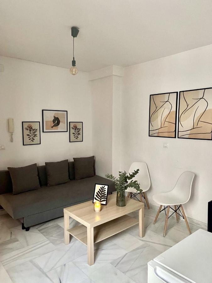 1.1 Arguinan Apartment *