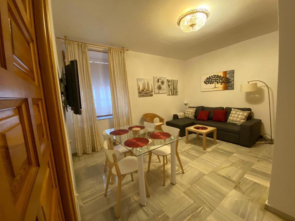 Centro Esencia Cordobesa. Mezquita Apartamento *
