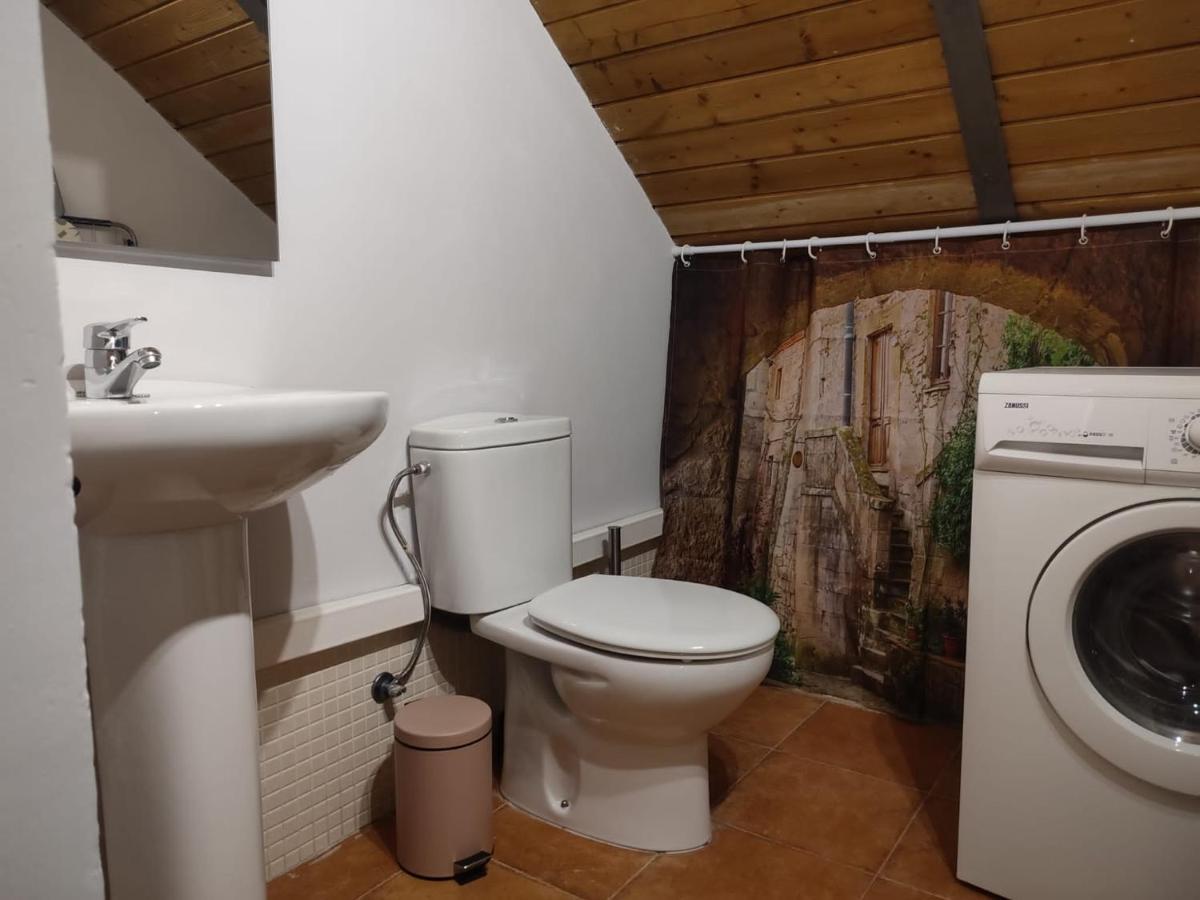 Encanto. Céntrico Tríplex Cerca De La Corredera Y Casco Antiguo. Apartamento Córdoba