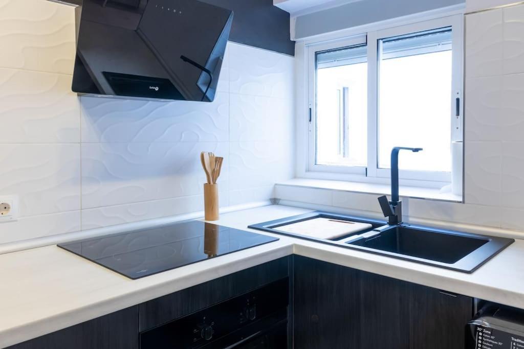 Completo A 5 Minutos Estacion Tren. Apartamento