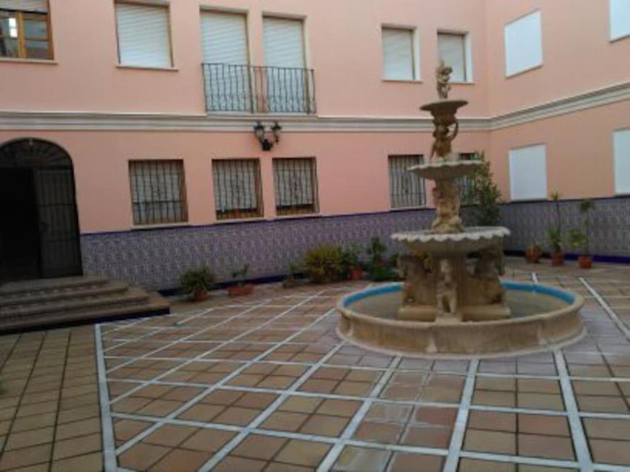 Casa De Patios Amurallados Apartamento