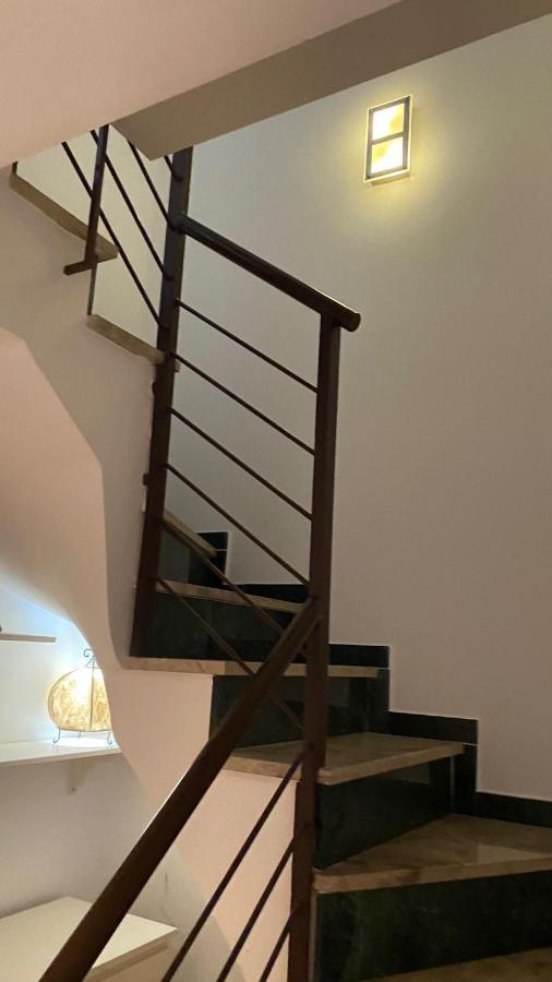 Duplex Junto Al Puente Con Gran Terraza Y Parking Privado Apartamento
