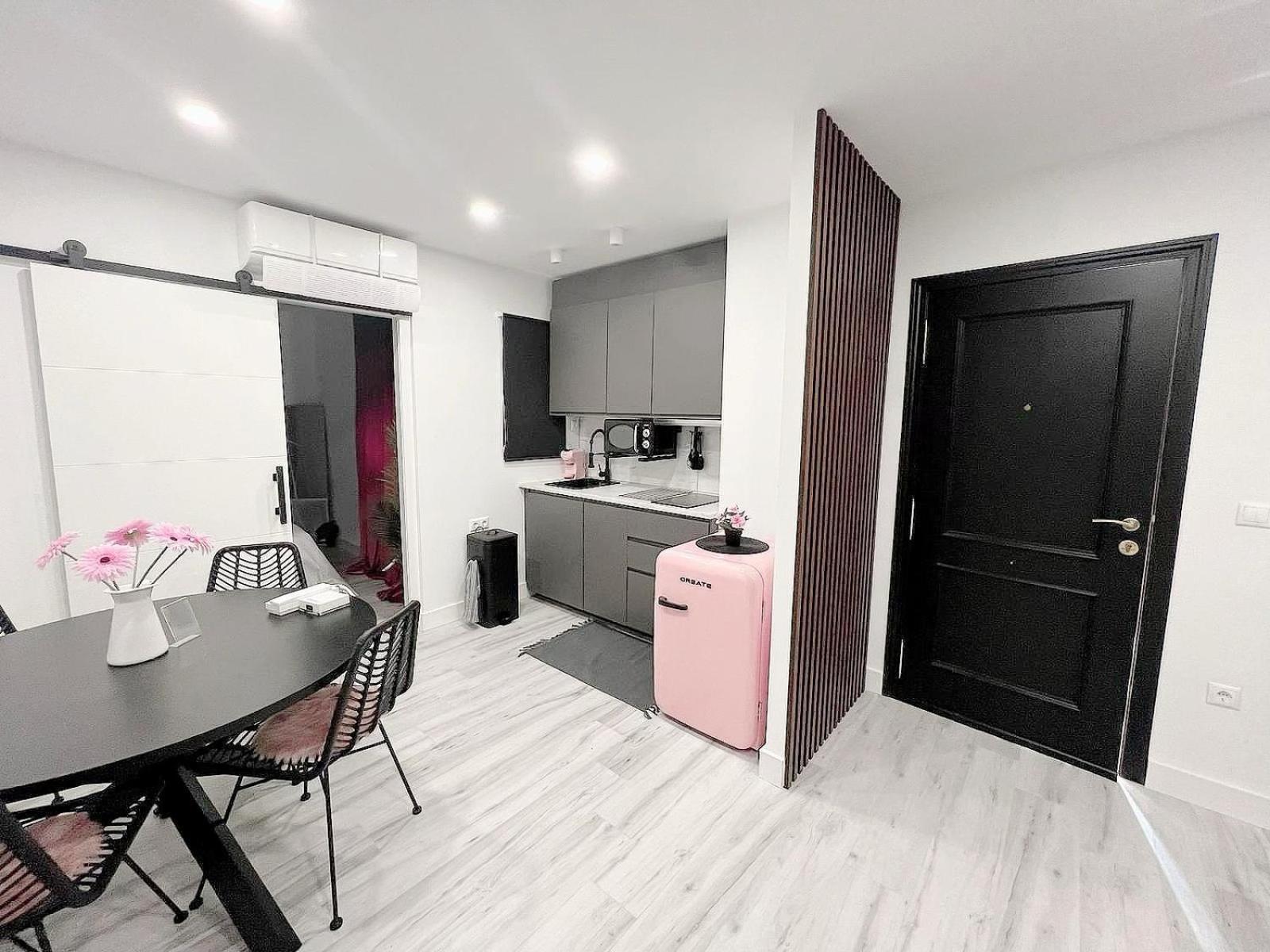 Apartamento Deluxe Lineros 34 Con Parking A 150 Mts *