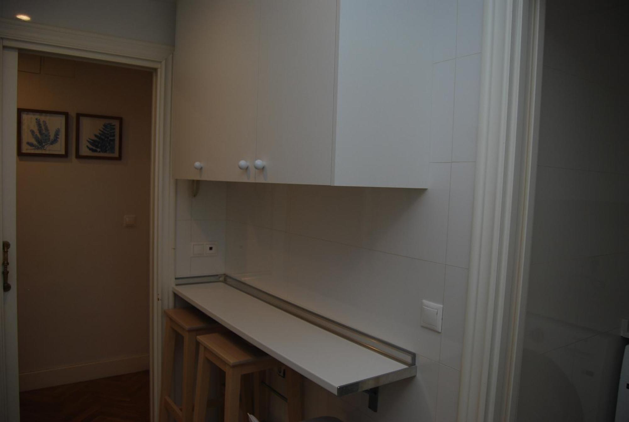 Apartamento Nuevo Piso Céntrico Frente Mercado Victoria *