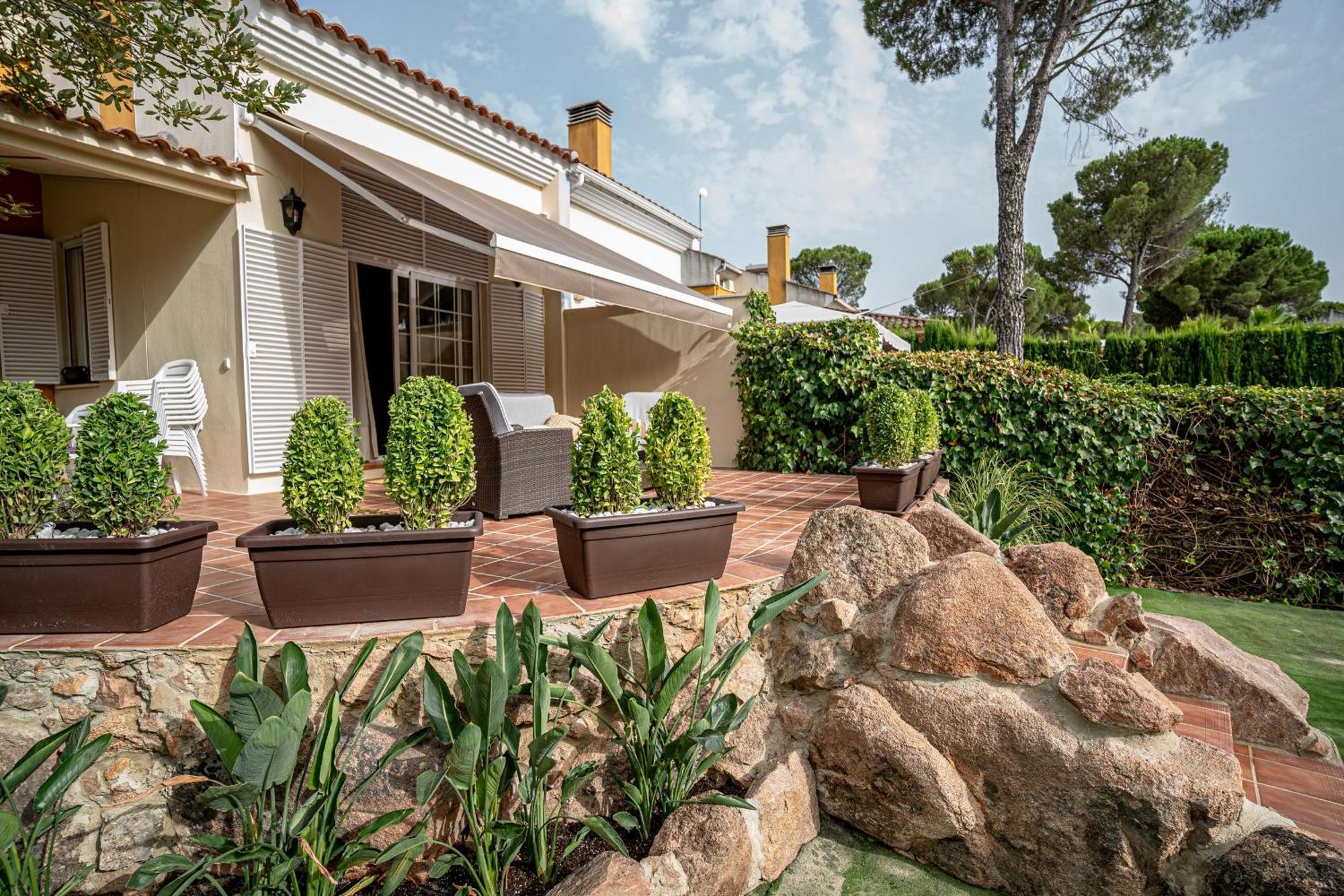 Casa Jardines Del