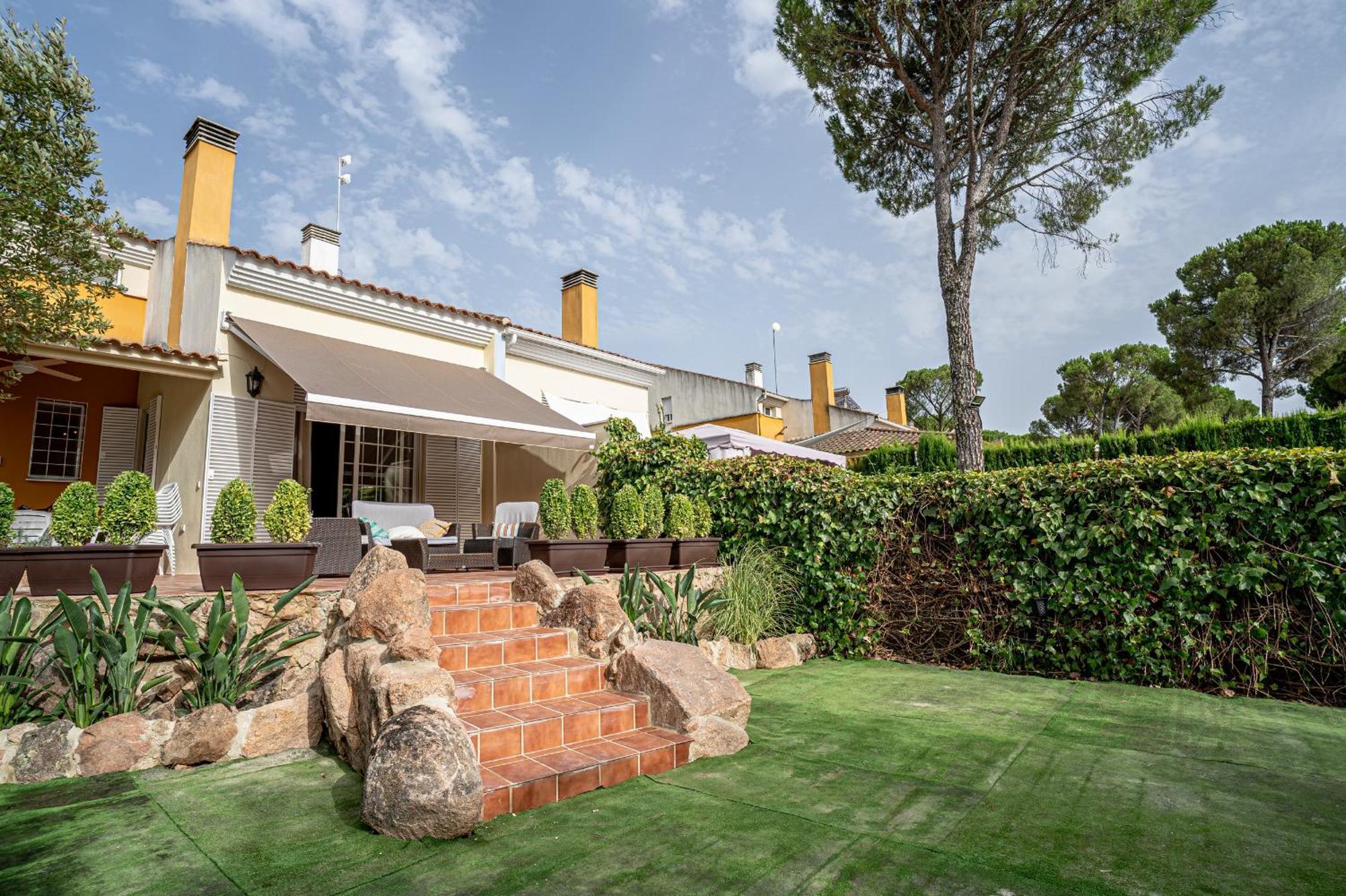 Сasa de vacaciones Casa Jardines Del