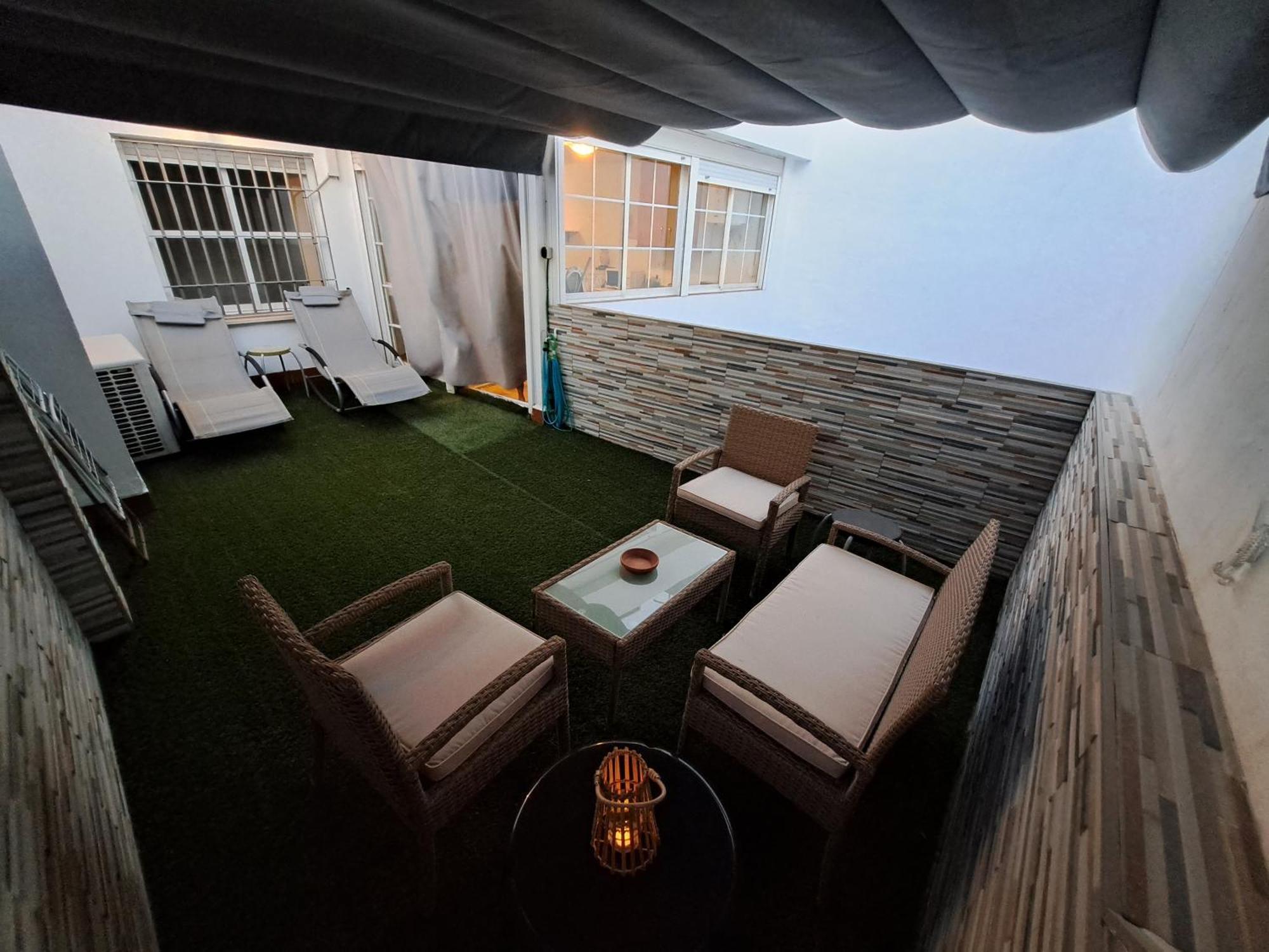 Apartamento 40m2 Con Terraza Chillout De 20m2 Totalmente Equipado En Casco Historico *