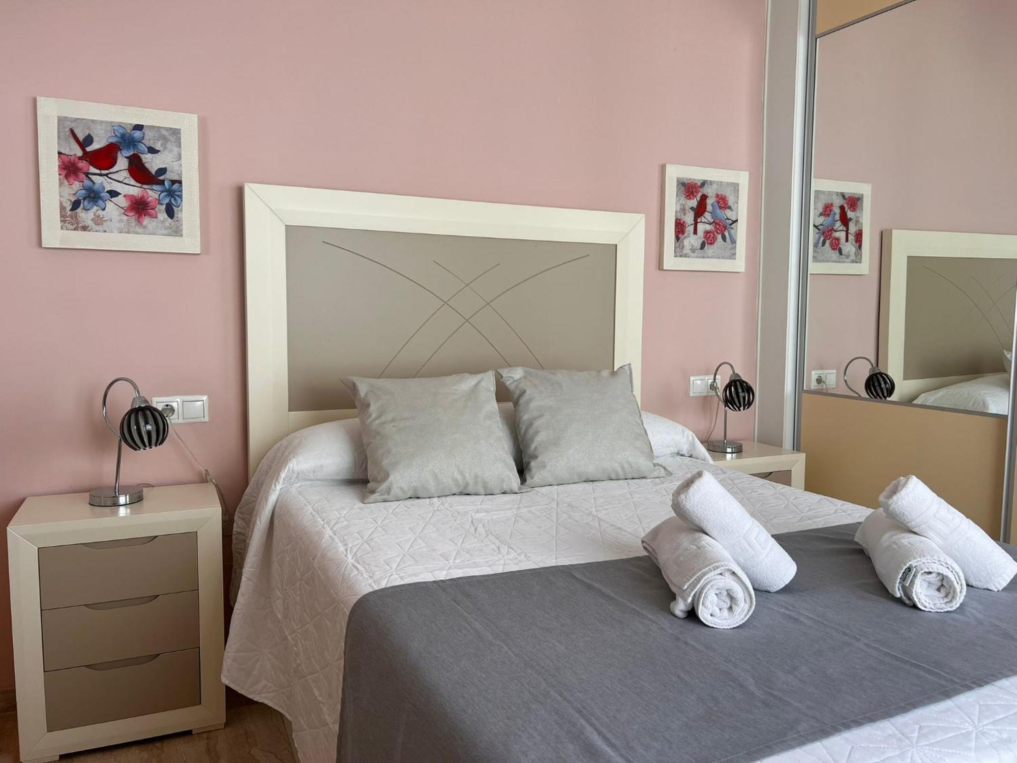 Con Excelente Ubicacion Y Terraza Privada Apartamento