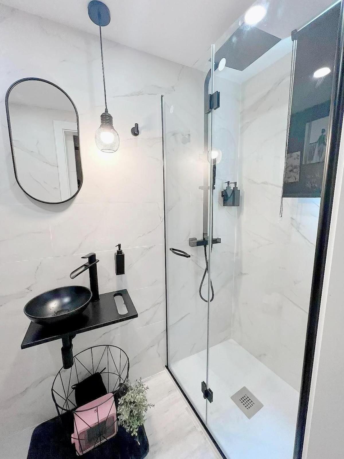 Deluxe Lineros 34 Con Parking A 150 Mts Apartamento