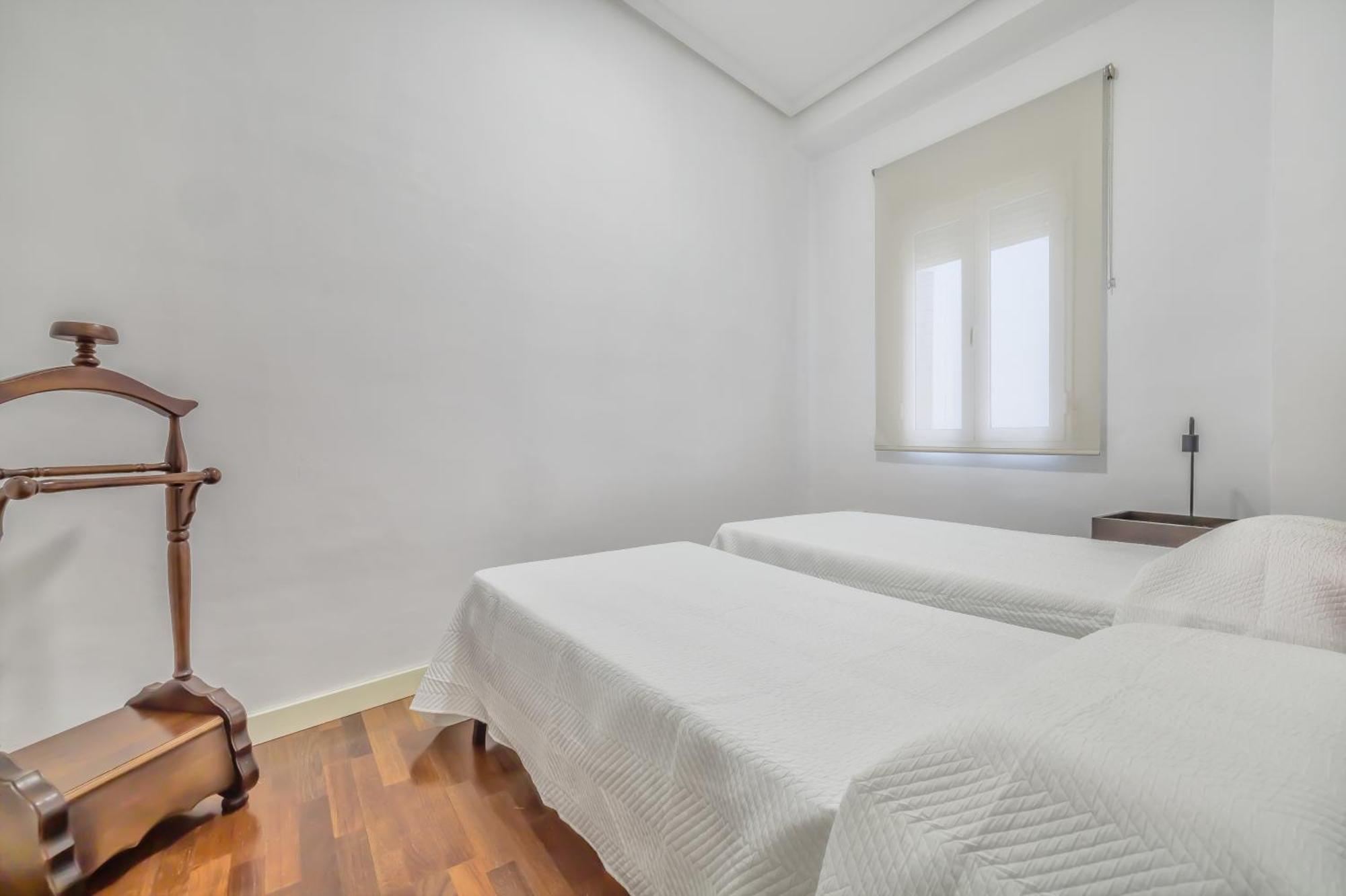 Apto Gran Capitan Center Ii - Parking Incluido Apartamento