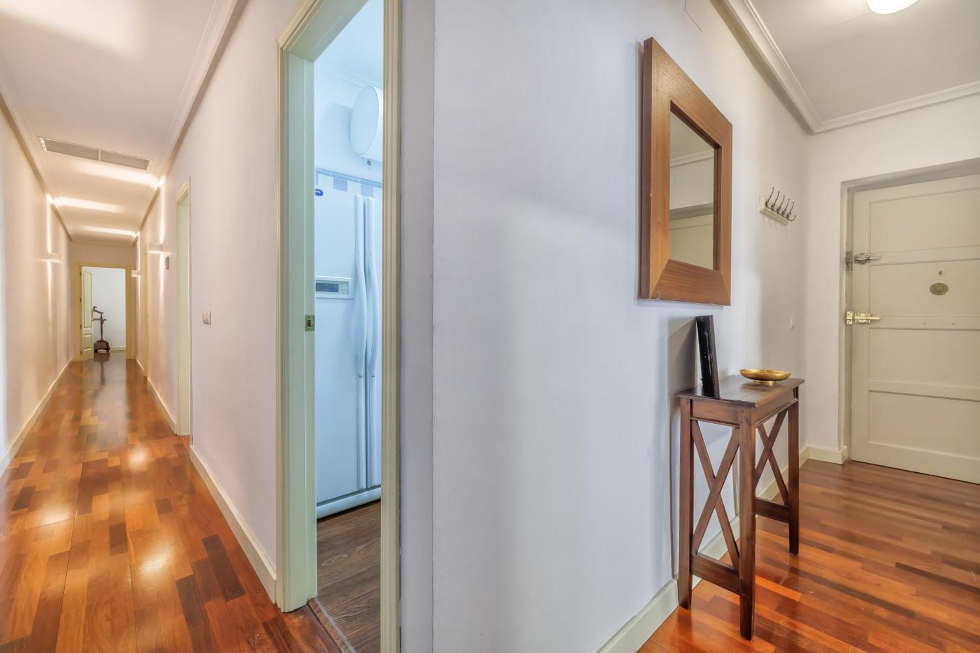 Apto Gran Capitan Center Ii - Parking Incluido Apartamento