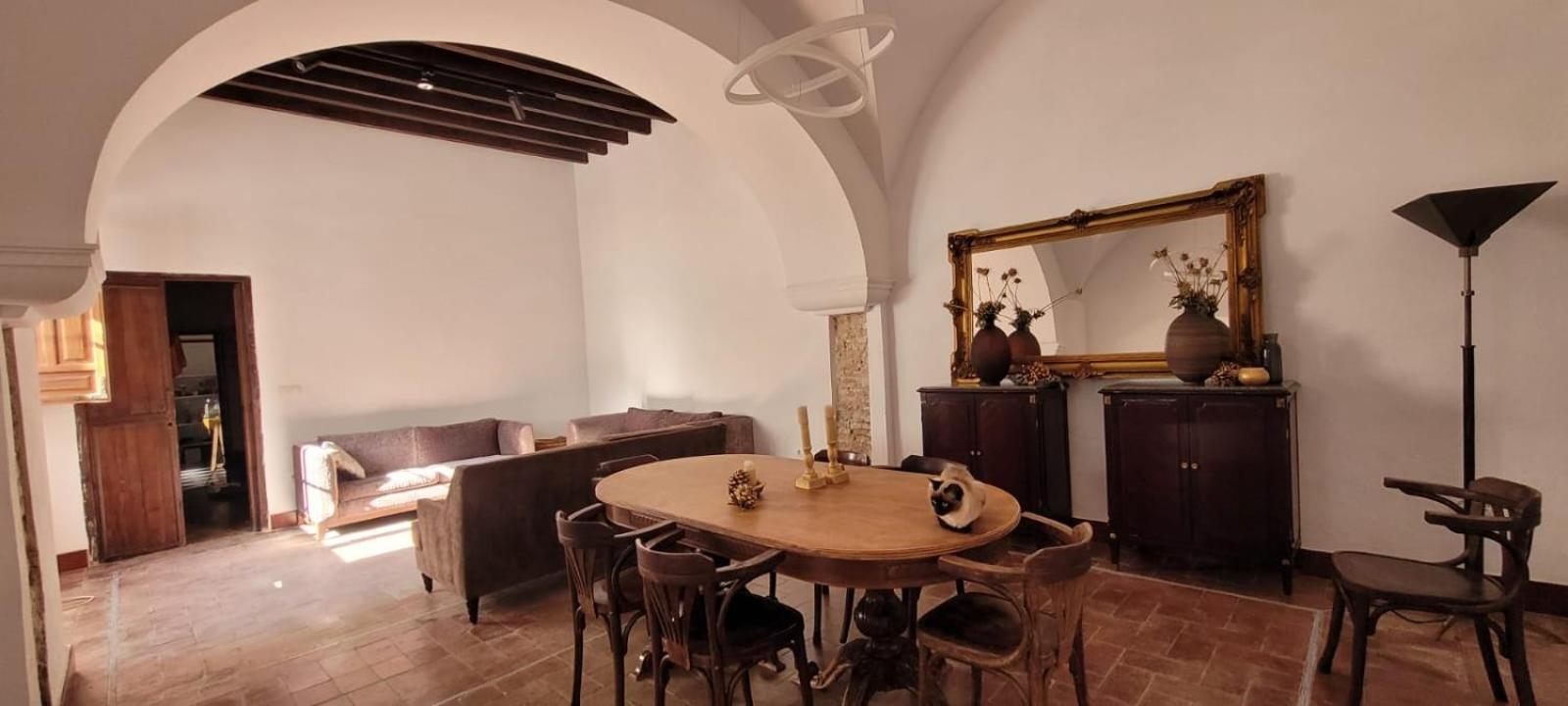 Palacio De Angulo Casa Historica En El Centro De Hotel