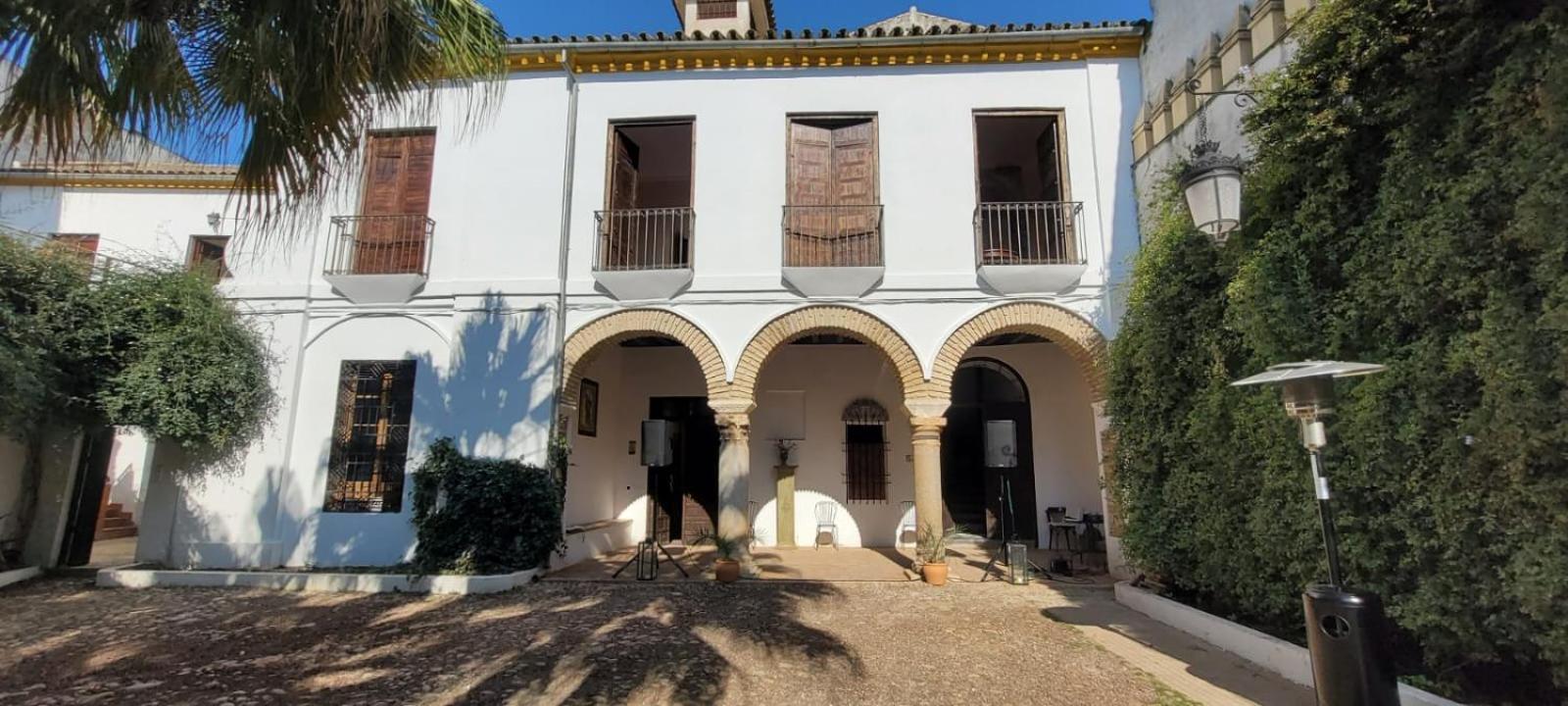 Hotel Palacio De Angulo Casa Historica En El Centro De