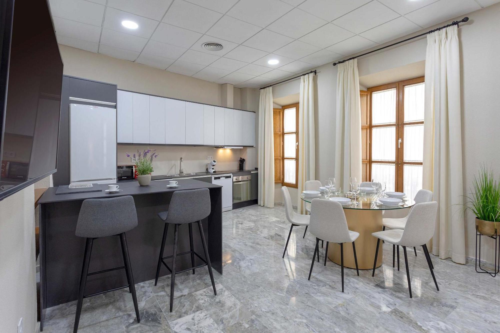 Genteel Plaza De Tendillas Ii Apartment *