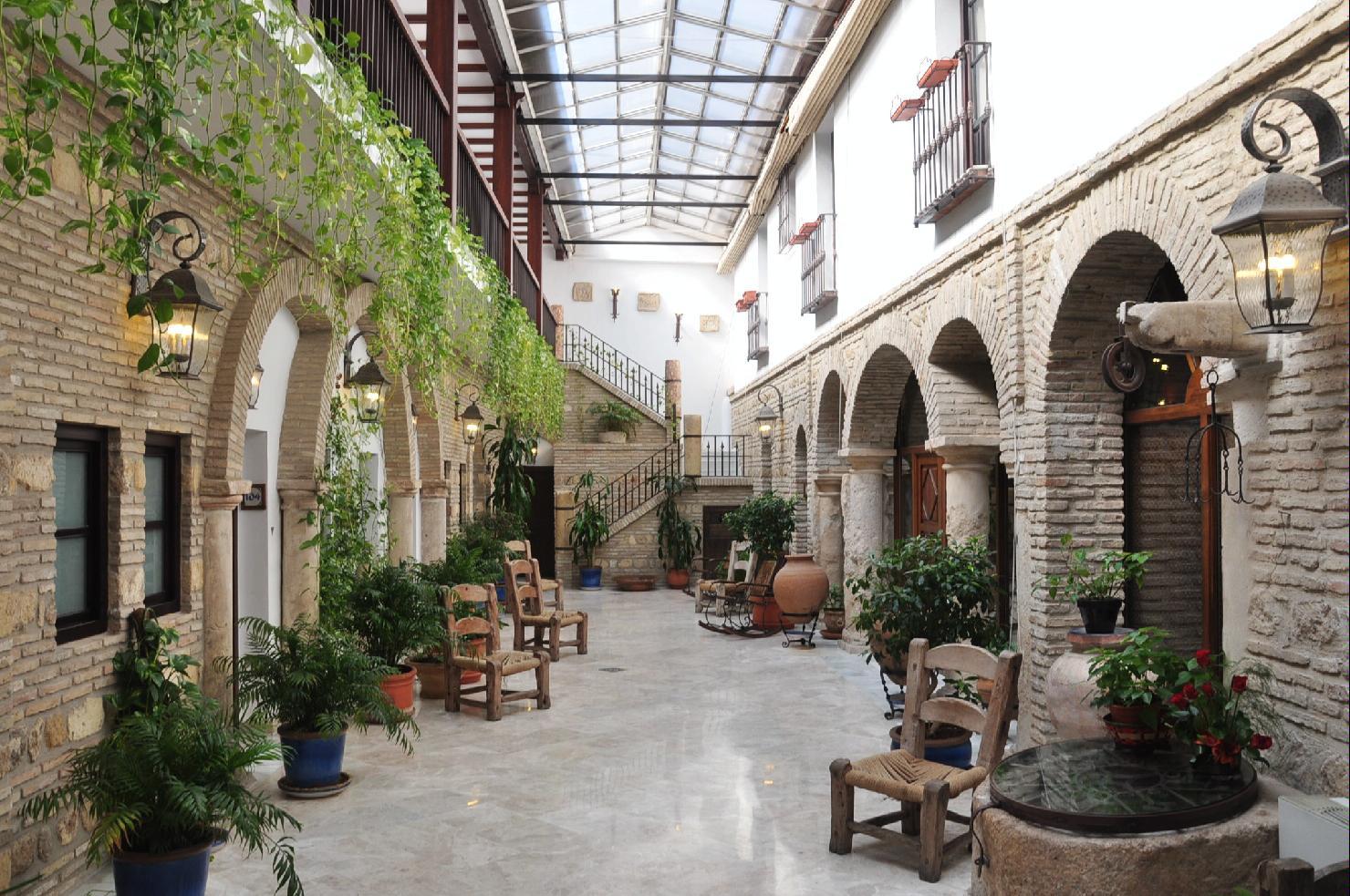 De Vallina By Mira Hotel 3*