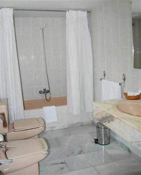Averroes Hotel 3*