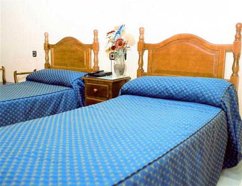 Averroes Hotel