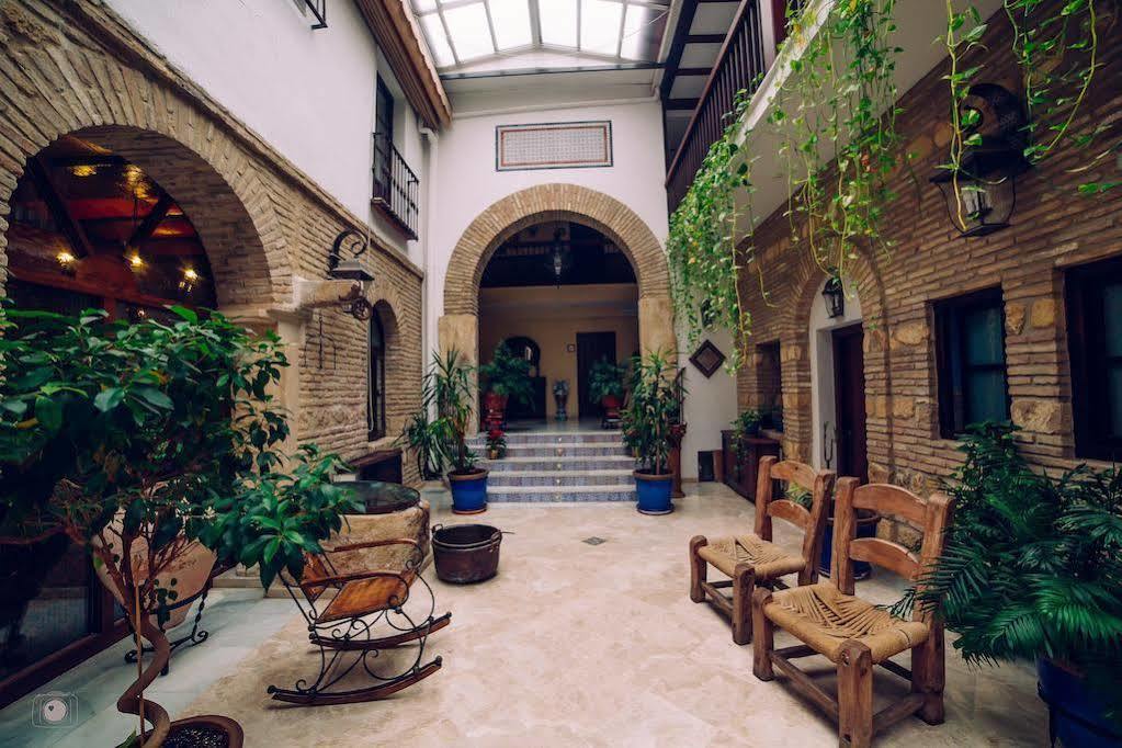 De Vallina By Mira Hotel