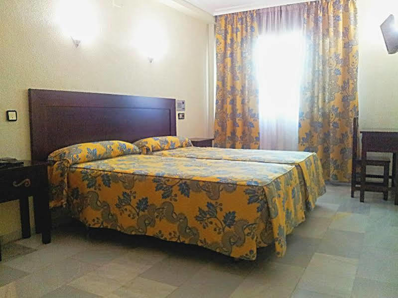 Hotel Averroes 3*