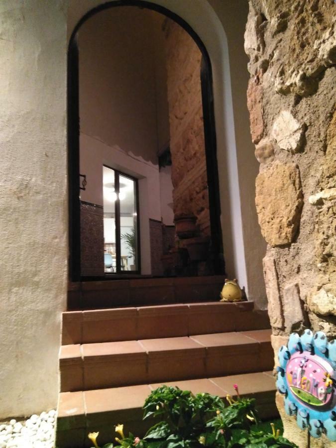 Casa De Patios Amurallados Córdoba