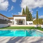 Genteel Home Villa El Brillante