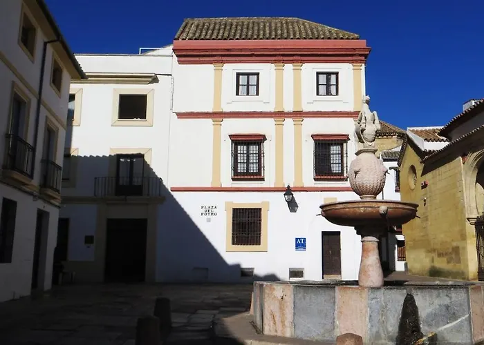 Apartamentos Plaza