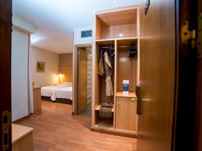 Hotel Serrano 2*