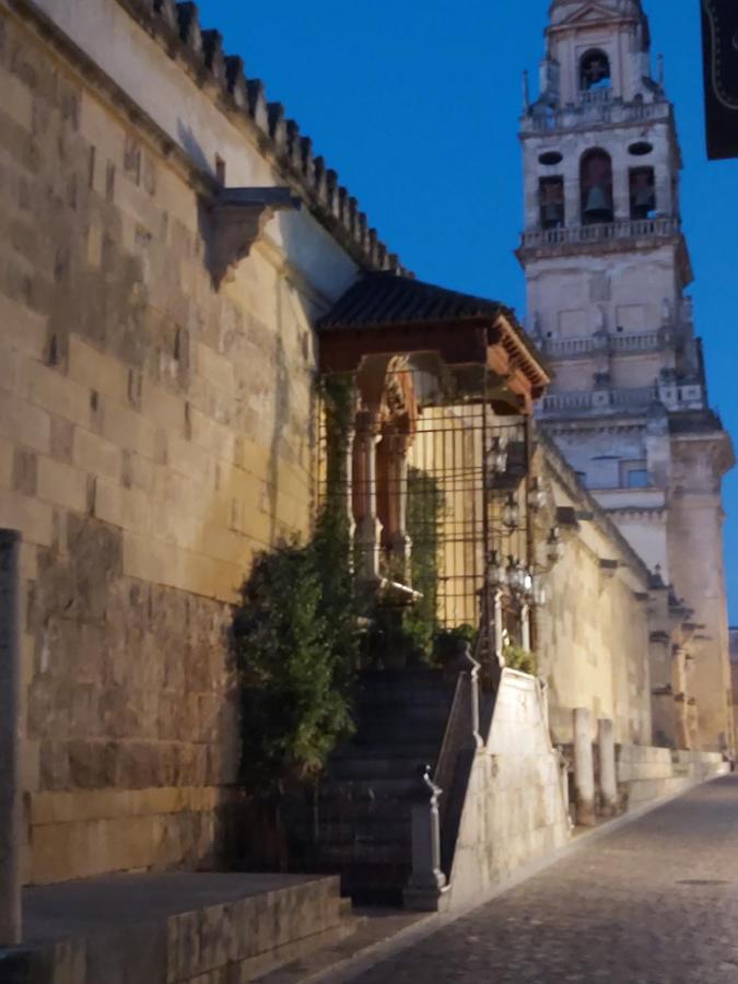 Apartamento A 20 Metros De La Mezquita Catedral ,apartamentos Turistico Cespedes 5 *