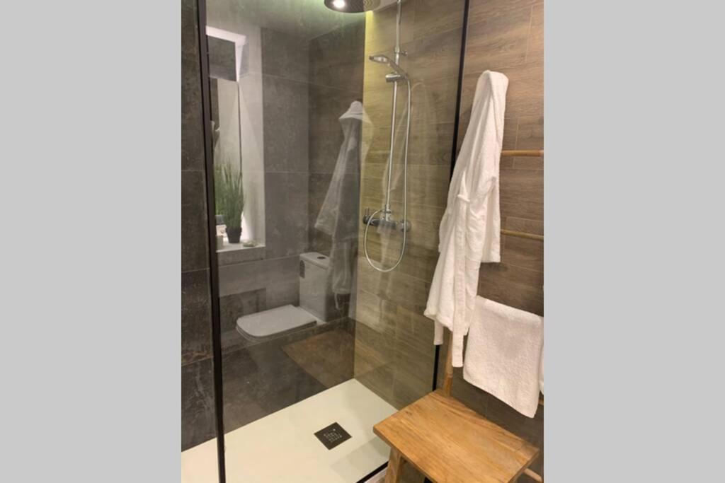 Apartamento A Estrenar A Un Minuto Del Alcázar *