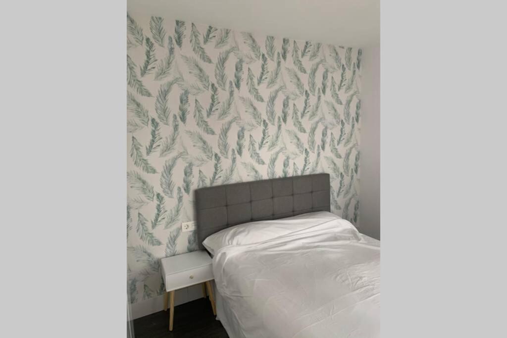 Apartamento A Estrenar A Un Minuto Del Alcázar Apartamento *