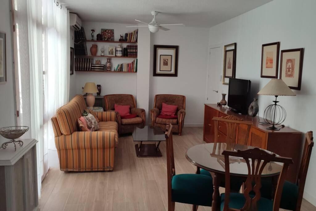 Muy Centrico, A 8 Min Del Ave Andando, Reformado. Apartment *