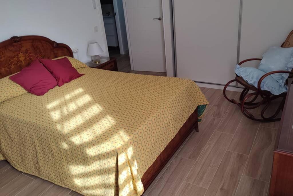 Apartment Muy Centrico, A 8 Min Del Ave Andando, Reformado. *