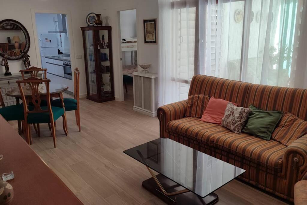 Muy Centrico, A 8 Min Del Ave Andando, Reformado. Apartment *