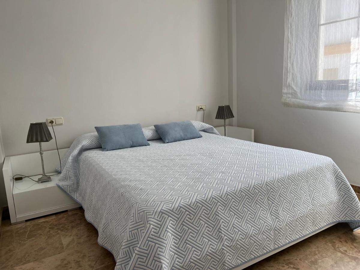 Apartamento La Calahorra Con Parking Gratuito * Córdoba