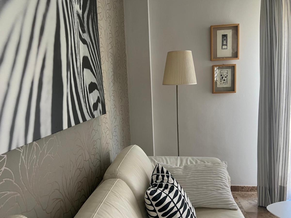Apartamento Apartamento La Calahorra Con Parking Gratuito *