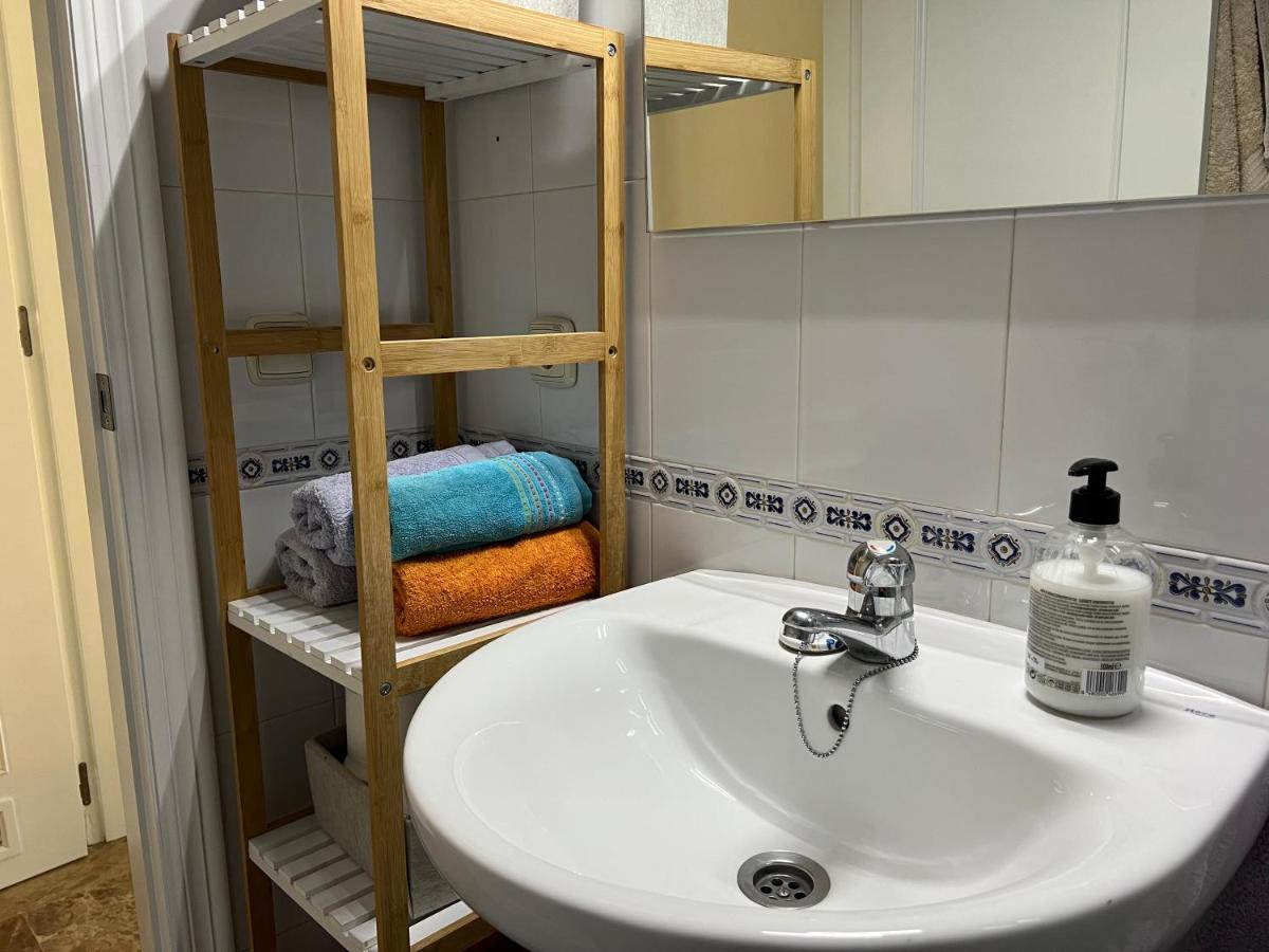 Apartamento La Calahorra Con Parking Gratuito Apartamento Córdoba