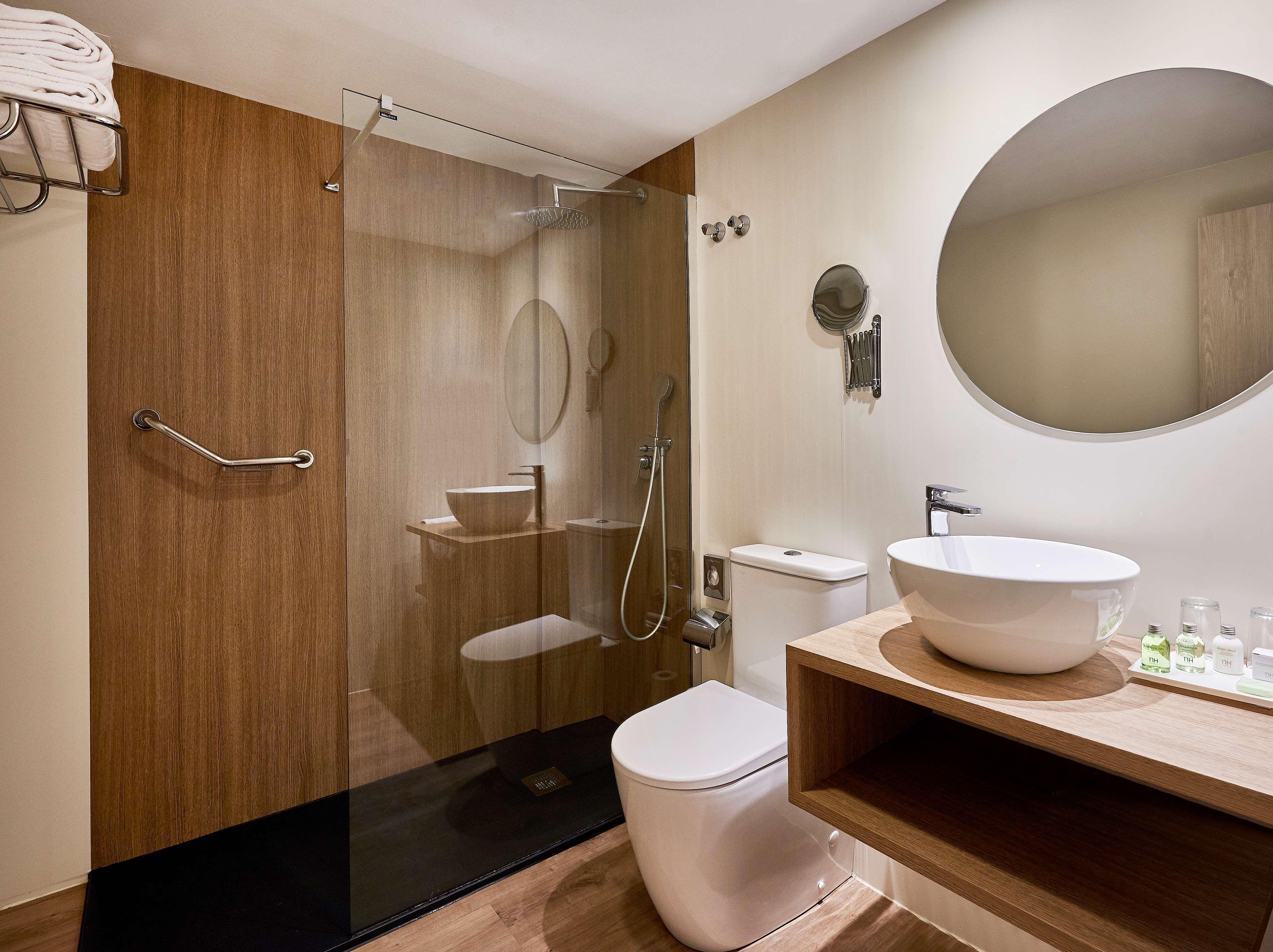Hotel Nh Califa 4*