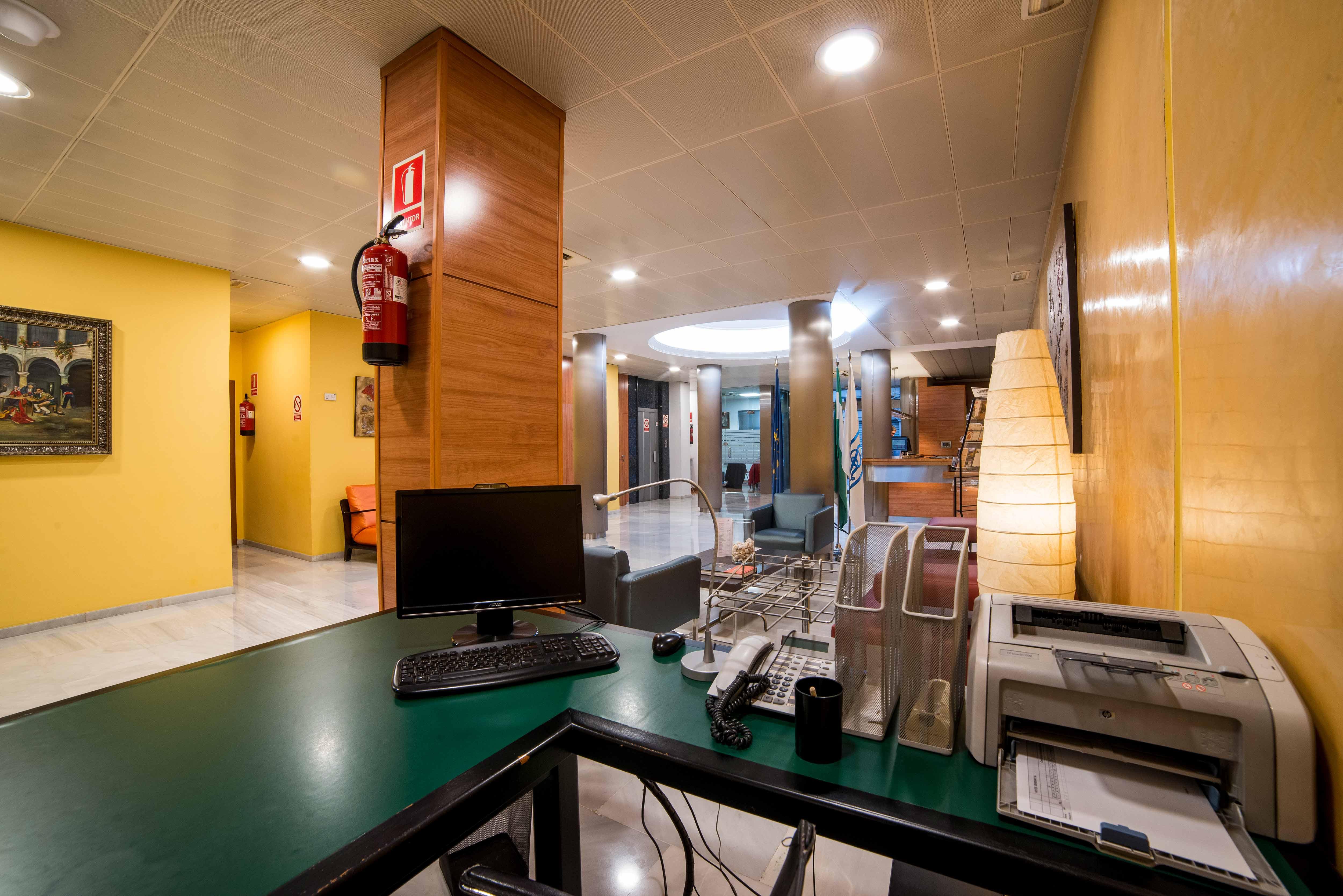 Hotel Serrano 2*