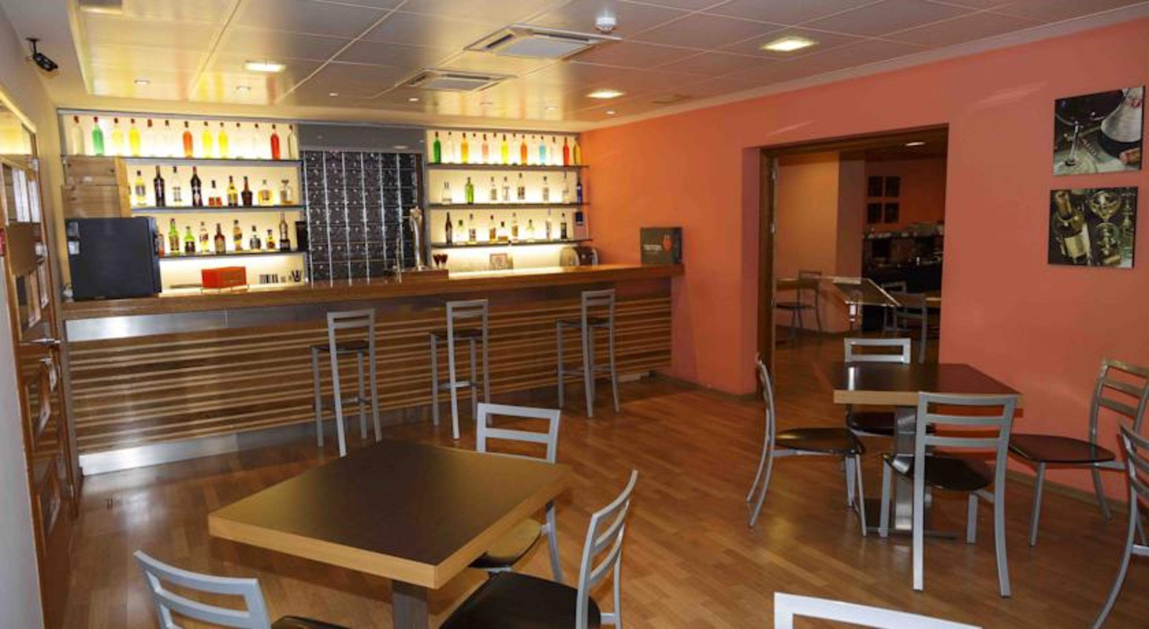 Hotel Serrano 2*