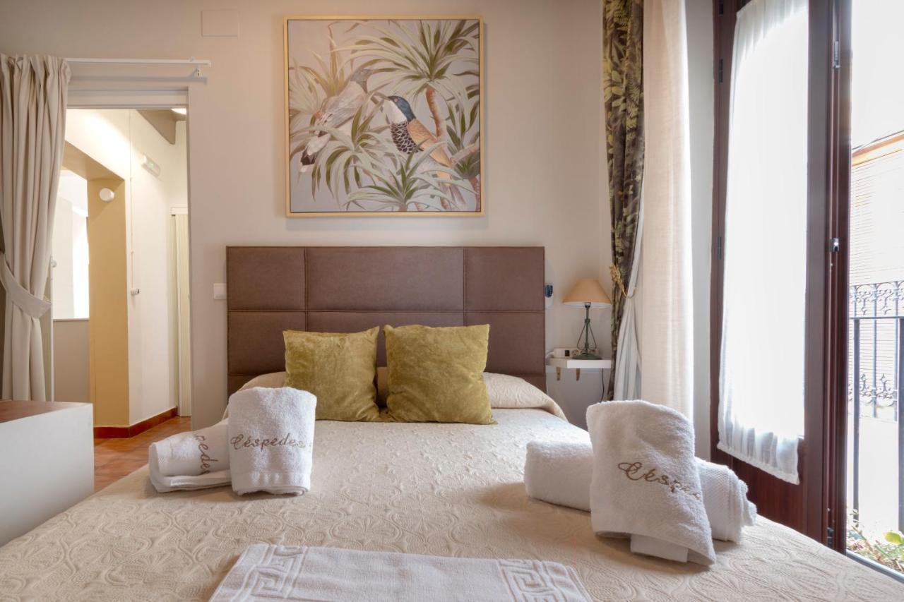 A 20 Metros De La Mezquita Catedral ,apartamentos Turistico Cespedes 5 * Córdoba