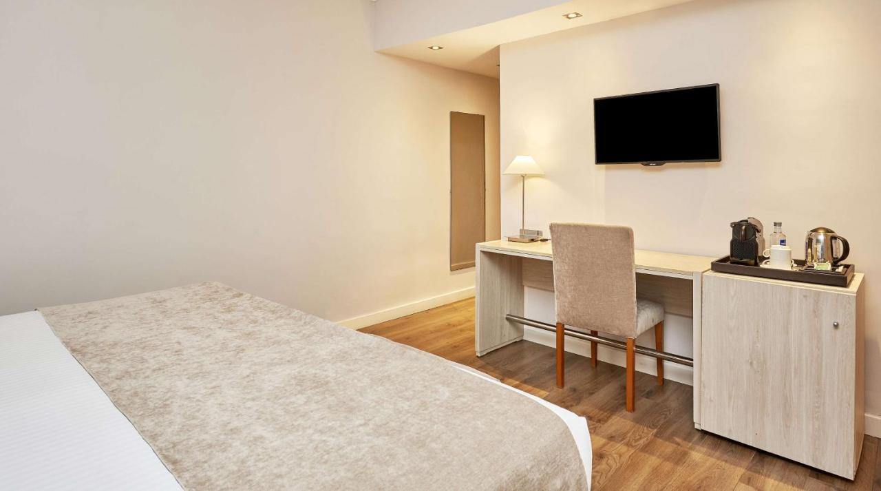 Hotel Nh Califa