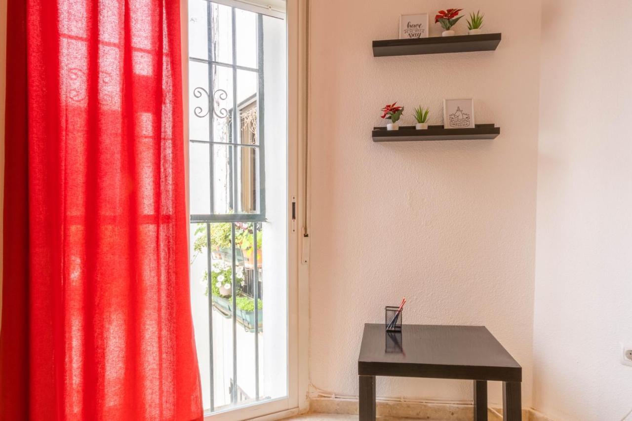 Gema De La Juderia En Apartamento *