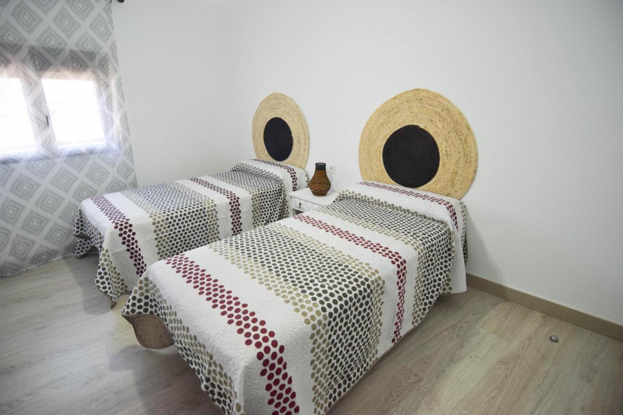 Atico Aguayos Con Parking Gratis Apartment *