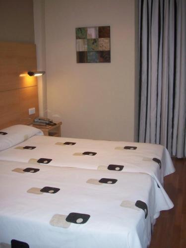 Hotel Serrano