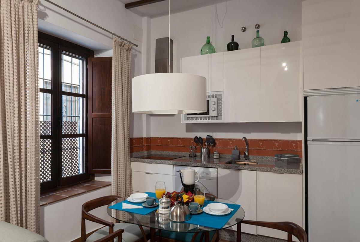 Horno24, Con Patio Andaluz, Tipico De Apartamento *