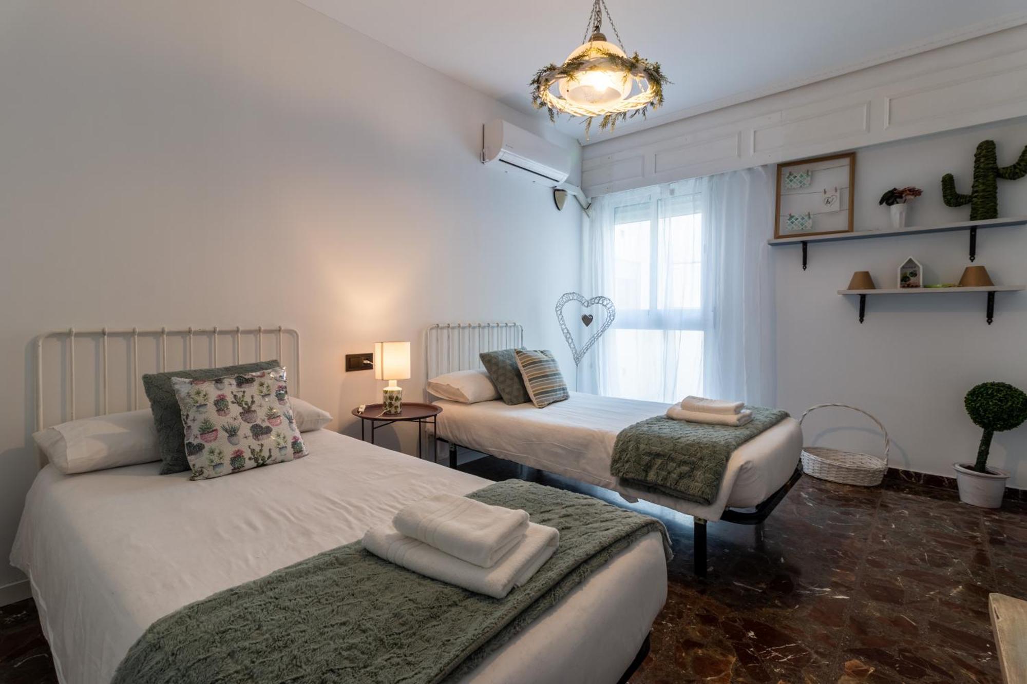 Apartamento ático Puente Parking Gratuito Córdoba