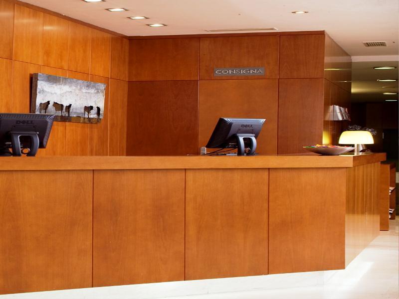 Nh Califa Hotel 4*