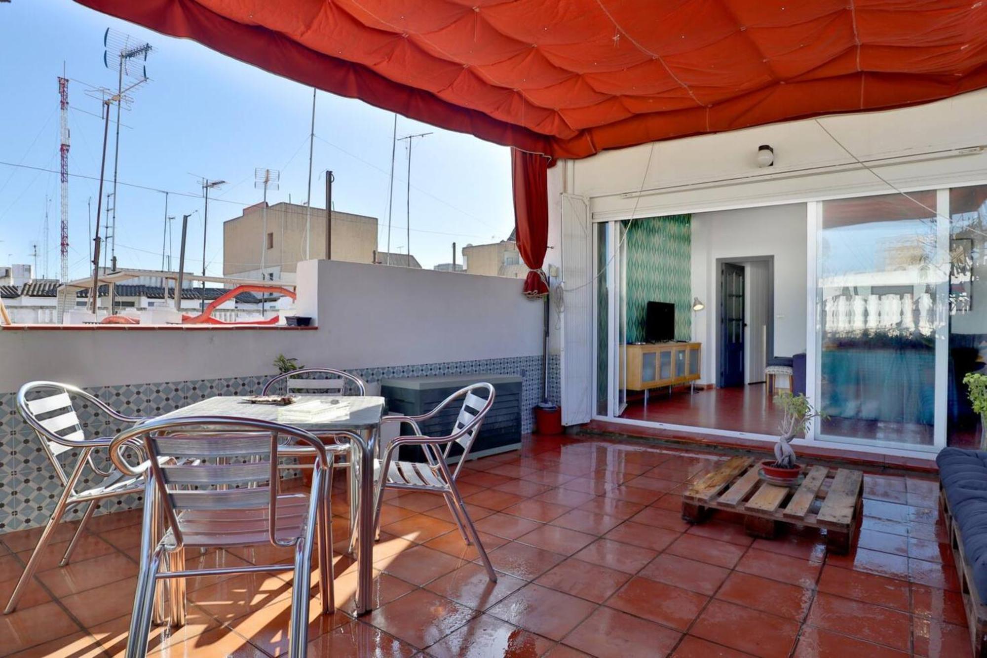 Apartamento Atico Con Terraza En Pleno Centro